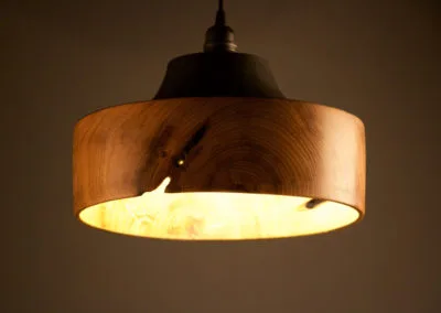 suspension shou sugi ban bois massif