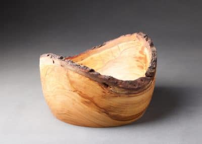 corbeille à pain en bois de merisier