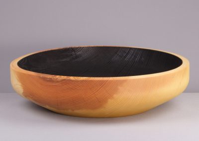 objet en bois massif brûlé shou sugi ban