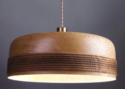 grande suspension luminaire bois massif