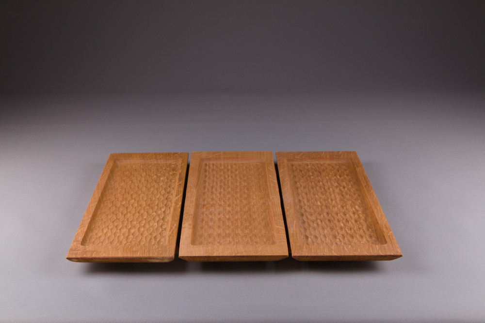 Plateau de présentation en chêne texturé - gougé – Image 5