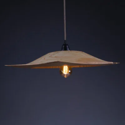 suspension design en bois naturel