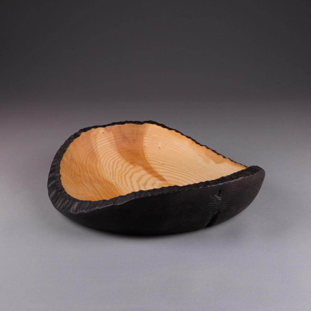 Grand vide-poche en frêne-olivier massif shou sugi ban texturé – Image 2