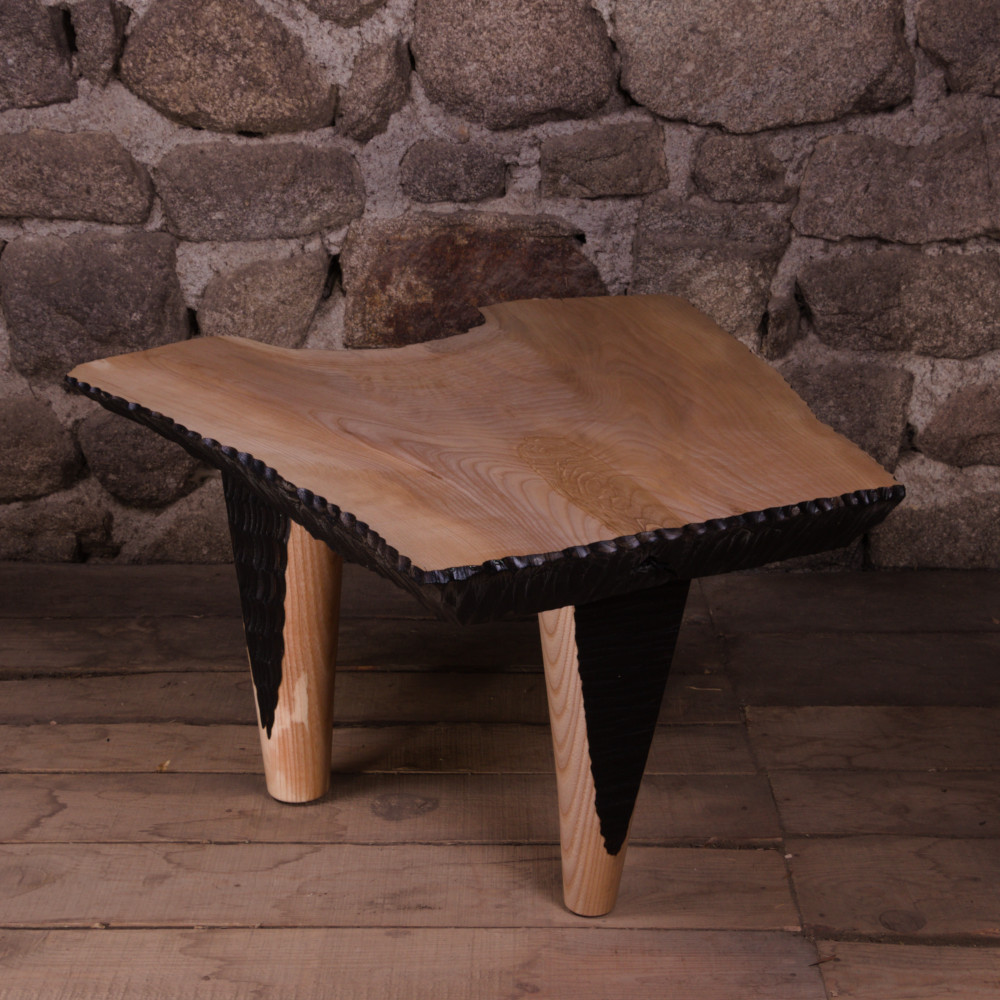 Table basse Wabi-Sabi sculptée - shou sugi ban – Image 3