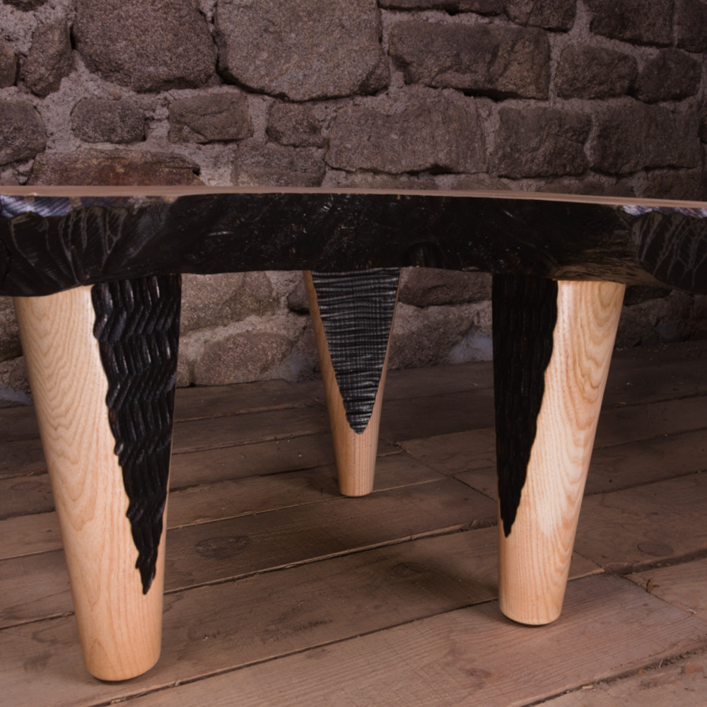 Table basse Wabi-Sabi sculptée - shou sugi ban – Image 2