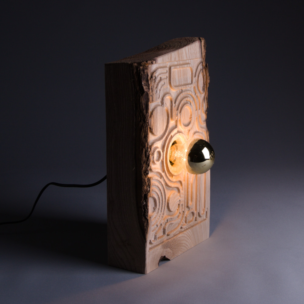 Lampe « Flux » en catalpa massif – Image 2