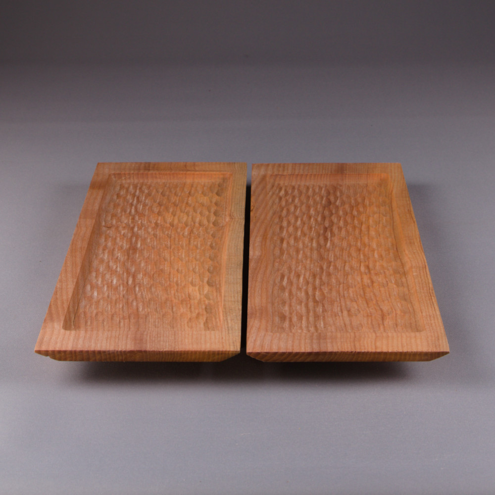 Plateau de présentation en frêne texturé - gougé – Image 4